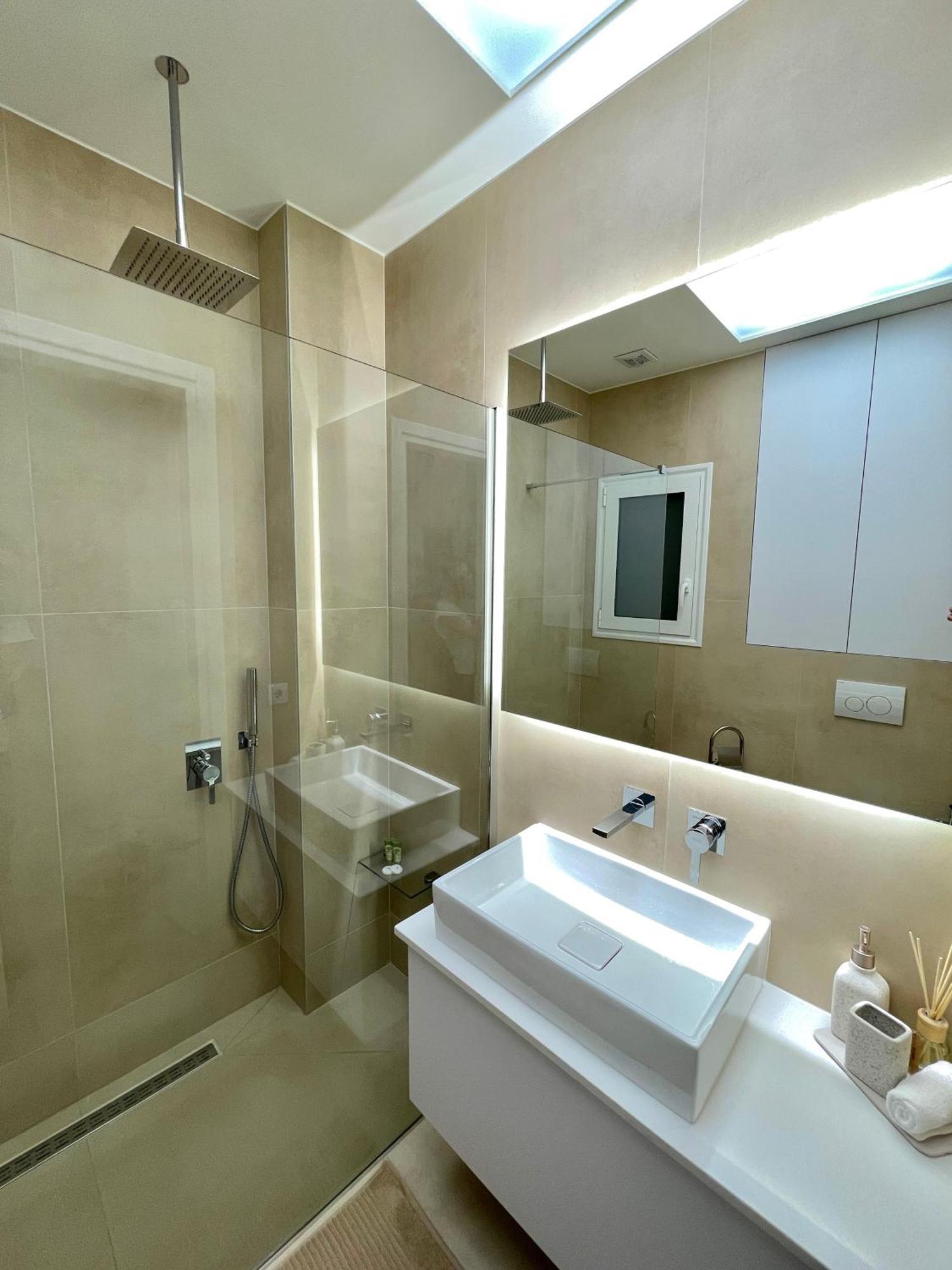Aurora Apartment , In The Heart Of 아테네 외부 사진