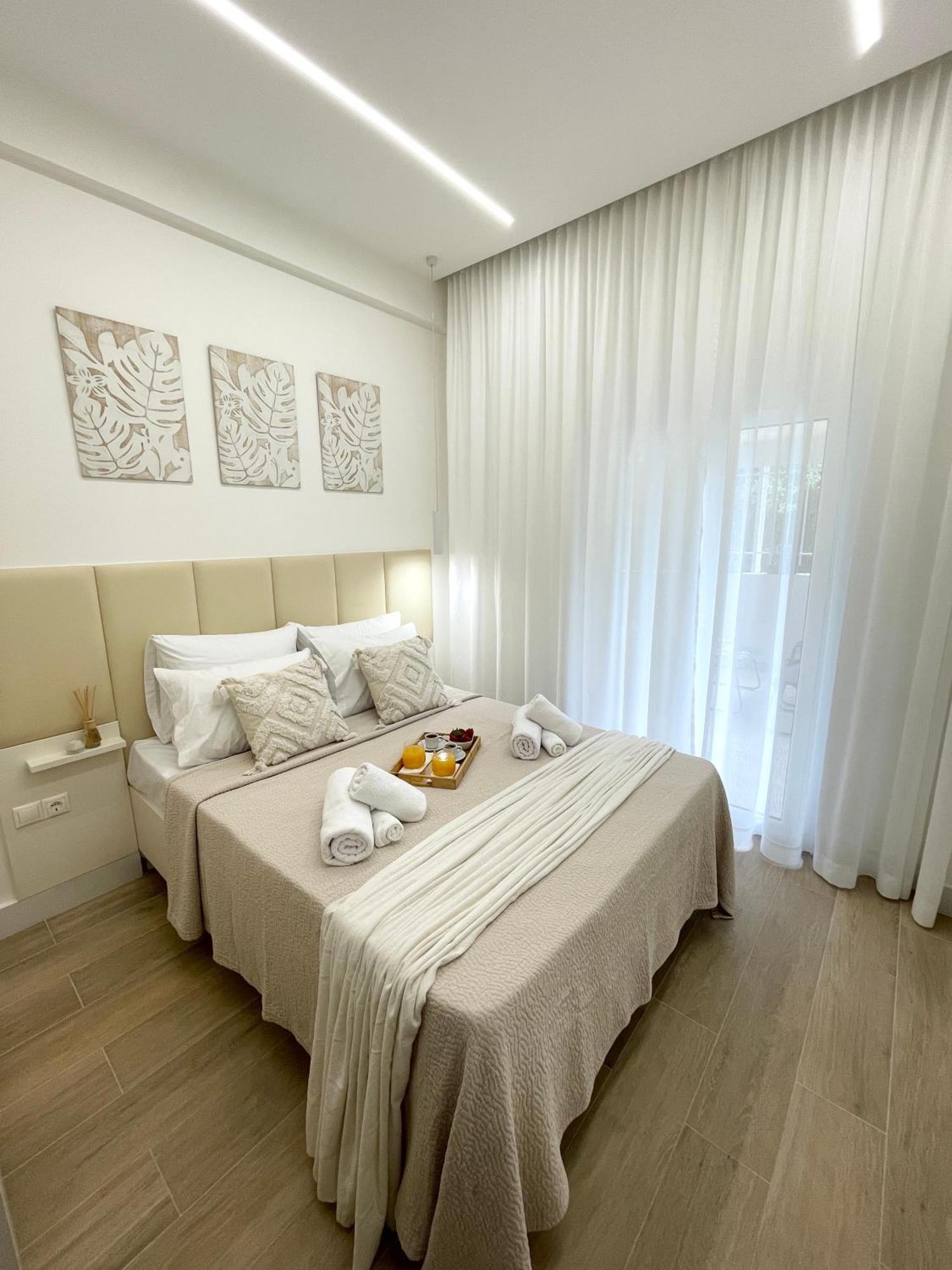 Aurora Apartment , In The Heart Of 아테네 외부 사진