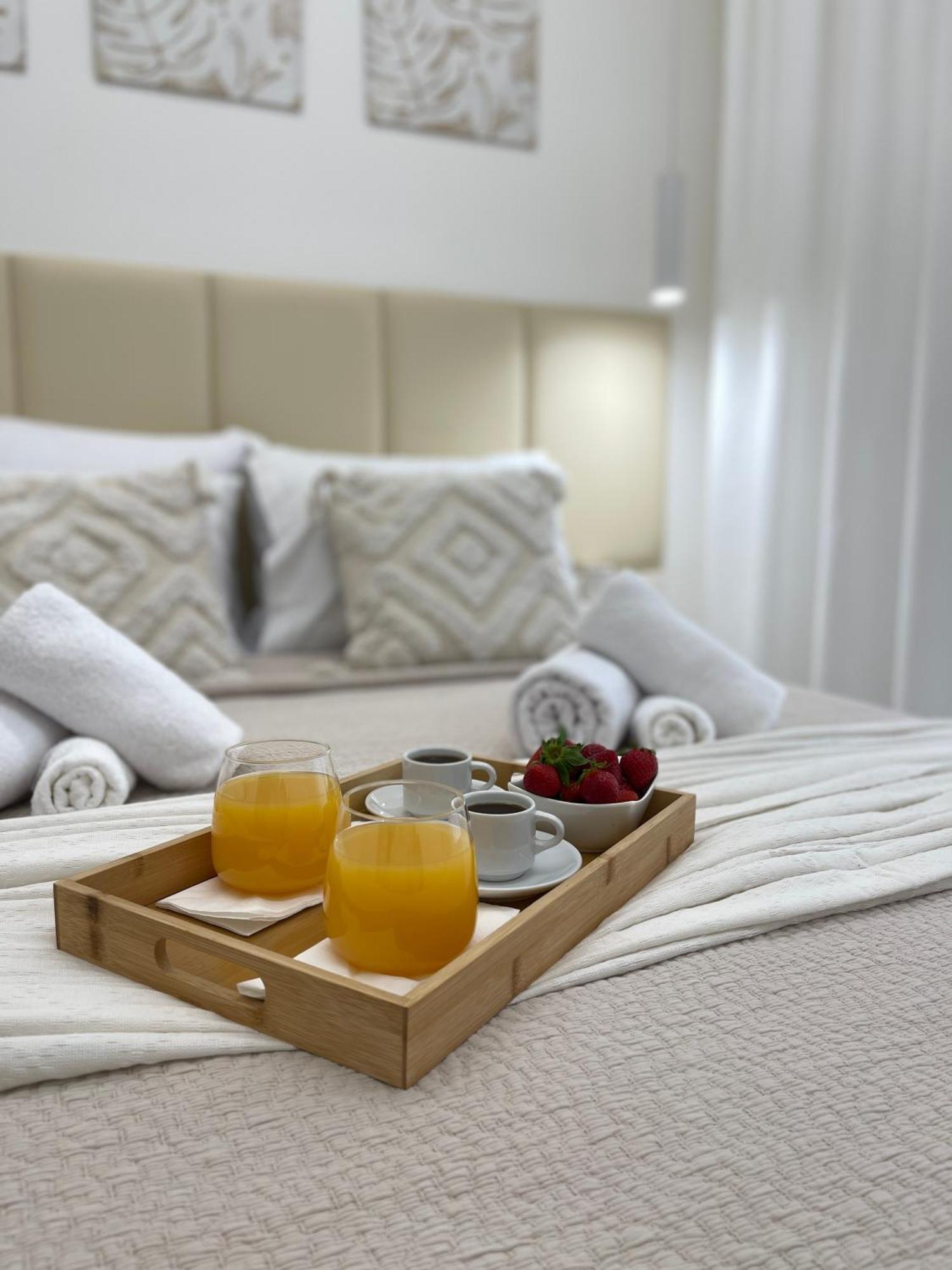 Aurora Apartment , In The Heart Of 아테네 외부 사진